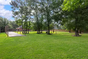 2608 Silverstone Way, Conroe, TX 77304 - Photo 41