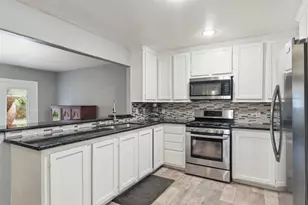 2706 Sweetgum St, Pasadena, TX 77502 - Photo 13