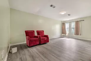 1037 Wall St, Houston, TX 77088 - Photo 13