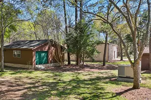 101-1/2 Ave J, Dickinson, TX 77539 - Photo 33