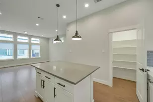 760 W Donovan St, Houston, TX 77091 - Photo 13