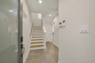 760 W Donovan St, Houston, TX 77091 - Photo 3