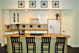 435 N Rivershire Dr, Conroe, TX 77304 - Photo 11