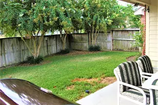 435 N Rivershire Dr, Conroe, TX 77304 - Photo 31