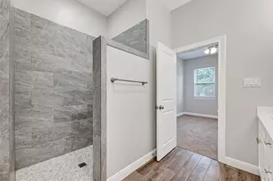 504 Nursery Rd, The Woodlands, TX 77380 - Photo 25