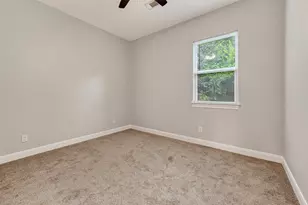 504 Nursery Rd, The Woodlands, TX 77380 - Photo 13