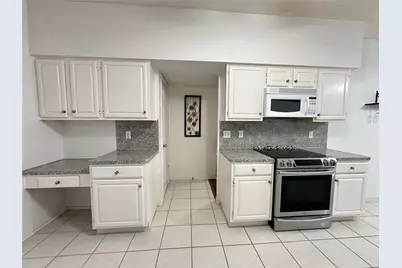 1247 Mountain Lake Drive, Missouri City, TX 77459 - Photo 9