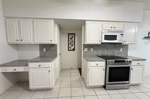 1247 Mountain Lake Dr, Missouri City, TX 77459 - Photo 9