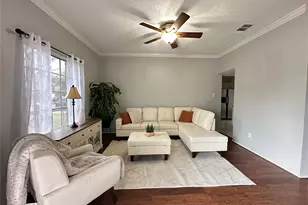 1247 Mountain Lake Dr, Missouri City, TX 77459 - Photo 3