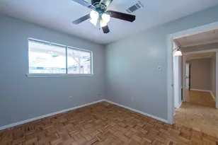 8003 Sharpview Dr, Houston, TX 77036 - Photo 17