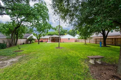 8003 Sharpview Drive, Houston, TX 77036 - Photo 27