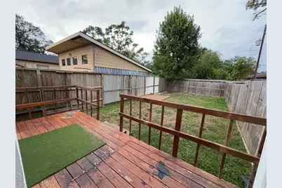 1917 Thonig Road, Houston, TX 77055 - Photo 11