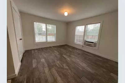 1917 Thonig Road, Houston, TX 77055 - Photo 9