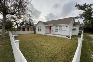 1917 Thonig Rd, Houston, TX 77055 - Photo 1