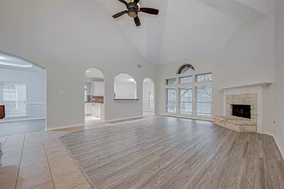 10327 Sablebrook Lane, Houston, TX 77095 - Photo 9