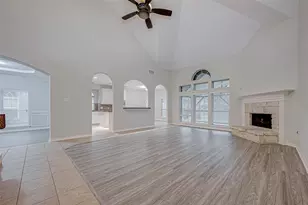 10327 Sablebrook Ln, Houston, TX 77095 - Photo 9