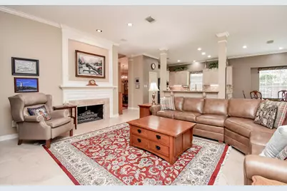7514 Guinevere Drive, Sugar Land, TX 77479 - Photo 15