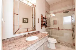 7514 Guinevere Dr, Sugar Land, TX 77479 - Photo 41