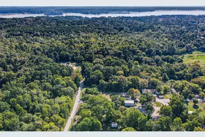 214 E Beaumont Avenue, Onalaska, TX 77360 - Photo 17