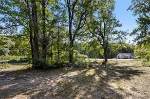 214 E Beaumont Ave, Onalaska, TX 77360 - Photo 1