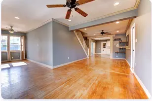 4303 Castor St, Houston, TX 77022 - Photo 9