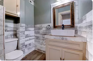 4303 Castor St, Houston, TX 77022 - Photo 13