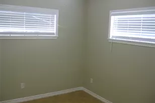 3010 Oakdale St, Houston, TX 77004 - Photo 7