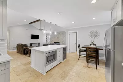 10719 Del Monte Drive, Houston, TX 77042 - Photo 13