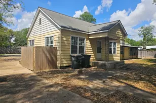 1023 Meyer St, Sealy, TX 77474 - Photo 1