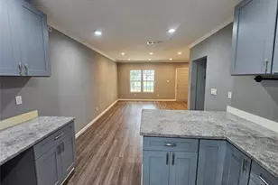 1023 Meyer St, Sealy, TX 77474 - Photo 15