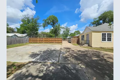1023 Meyer Street, Sealy, TX 77474 - Photo 15