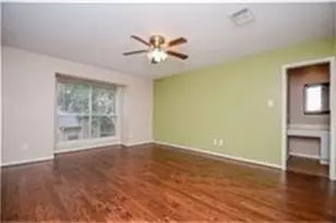 939 Memorial Village Dr, Houston, TX 77024 - Photo 5
