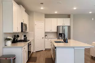 2947 Golden Dust Dr, Katy, TX 77493 - Photo 5