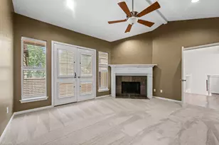 294 Sugar Berry Cir, Houston, TX 77024 - Photo 23