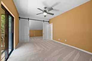 294 Sugar Berry Cir, Houston, TX 77024 - Photo 29