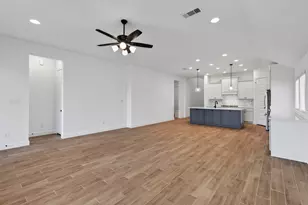 15951 Mahogany Mist Dr, Conroe, TX 77302 - Photo 17