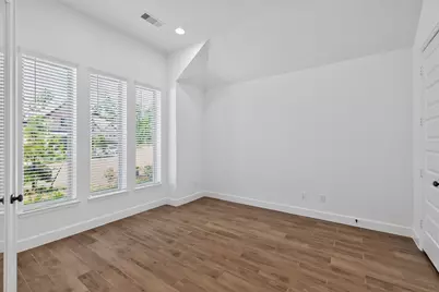 15951 Mahogany Mist Drive, Conroe, TX 77302 - Photo 5