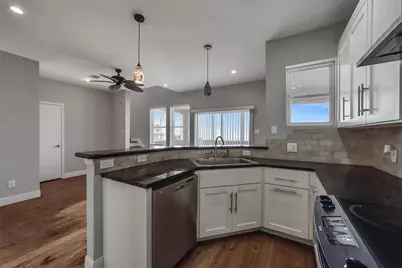 2507 Bay Oaks Harbor Drive, Baytown, TX 77523 - Photo 15