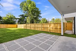 1521 Armada Dr, Houston, TX 77091 - Photo 17