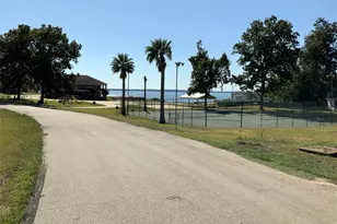 131 Bending Oaks Dr, Livingston, TX 77351 - Photo 43