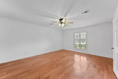 6711 Walton Heath Drive, Houston, TX 77069 - Photo 15