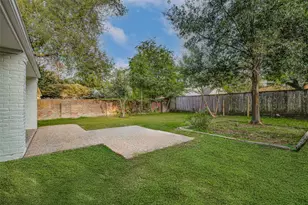 10303 Chevy Chase Dr, Houston, TX 77042 - Photo 43