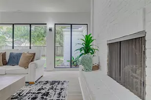 10303 Chevy Chase Dr, Houston, TX 77042 - Photo 5