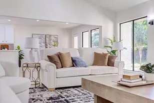 10303 Chevy Chase Dr, Houston, TX 77042 - Photo 9