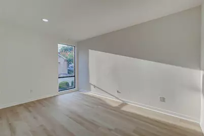 10303 Chevy Chase Drive, Houston, TX 77042 - Photo 39
