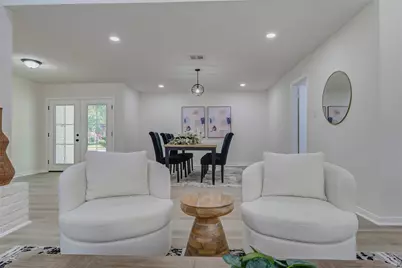 10303 Chevy Chase Drive, Houston, TX 77042 - Photo 17