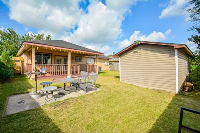 7423 Londres Drive, Houston, TX 77083 - Photo 17