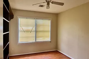 216 21st Ave N, Texas City, TX 77590 - Photo 7