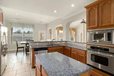 13322 Larkhill Gardens Lane, Sugar Land, TX 77498 - Photo 15