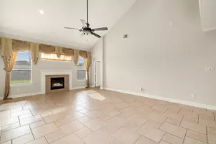 13322 Larkhill Gardens Ln, Sugar Land, TX 77498 - Photo 9